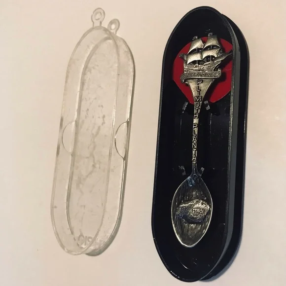 Mayflower Kitchen Plymouth Mass 62 Silver Plated Spoon